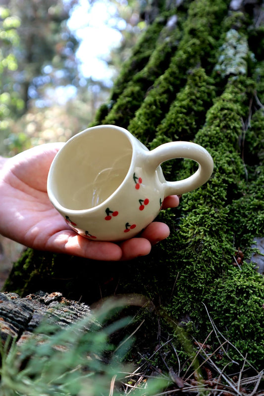 CHERRY MUG 🍒