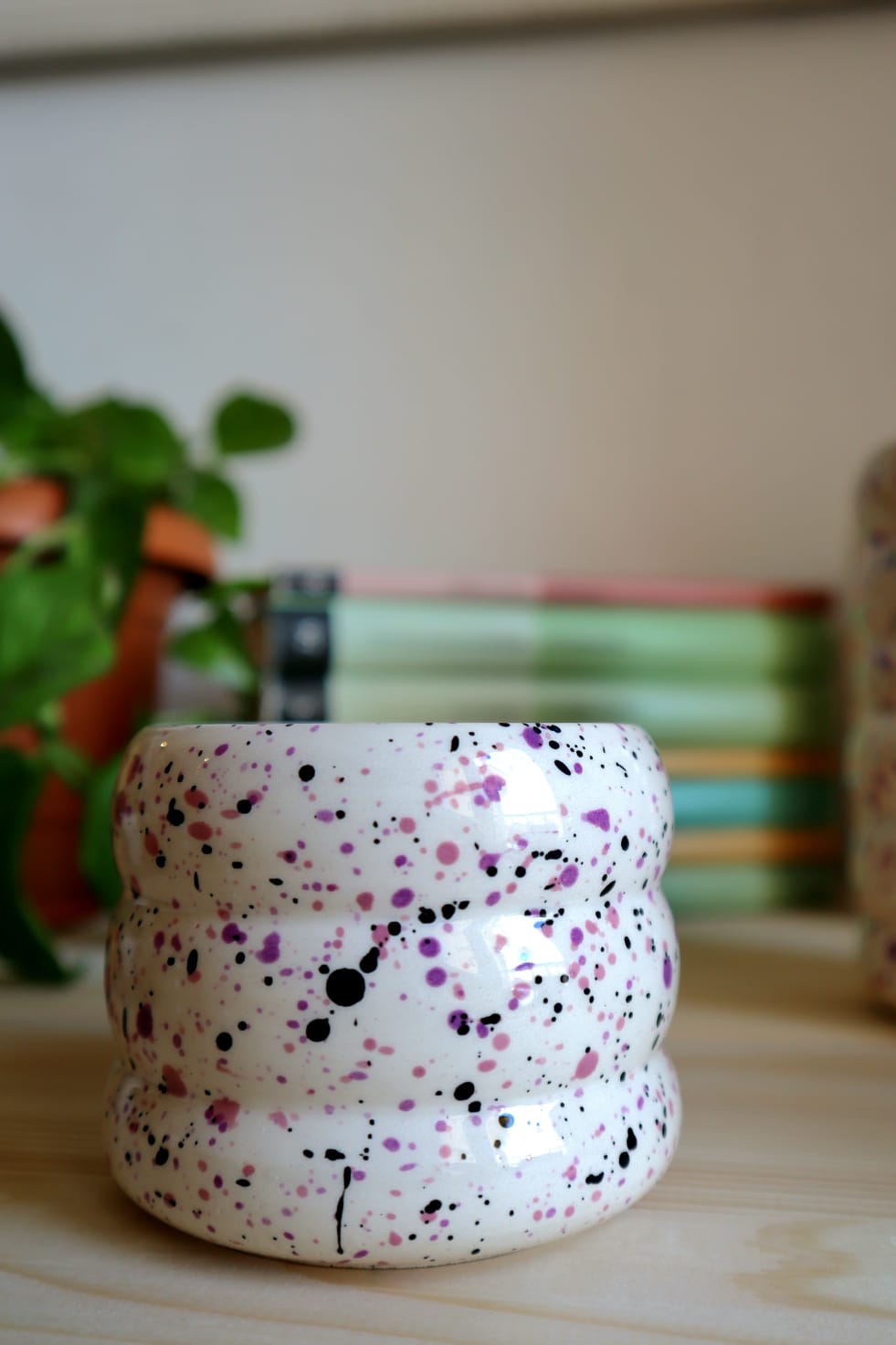 ŠALICA BUBBLE l LJUBIČASTO/CRNA